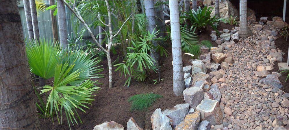 Garden Edging & Creeks